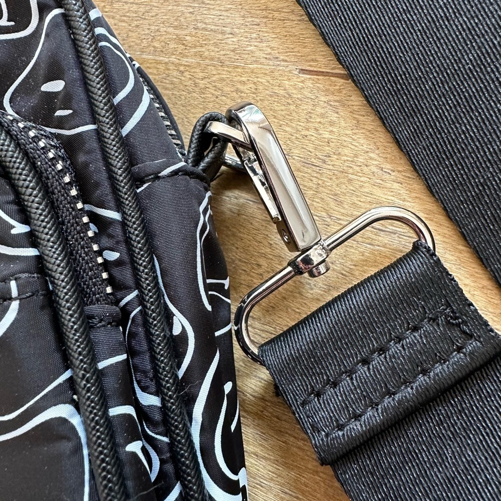 CottonOn Nellie Camera crossbody Bag NWOT - Picture 6 of 10